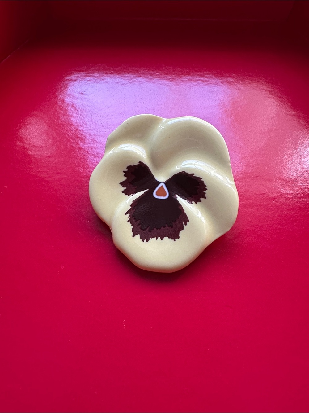 Avon Yellow Pansy Brooch Vintage 70’s Ceramic Glazed Front